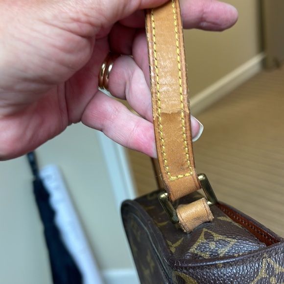 Louis Vuitton St Cloud - Picture 14 of 16